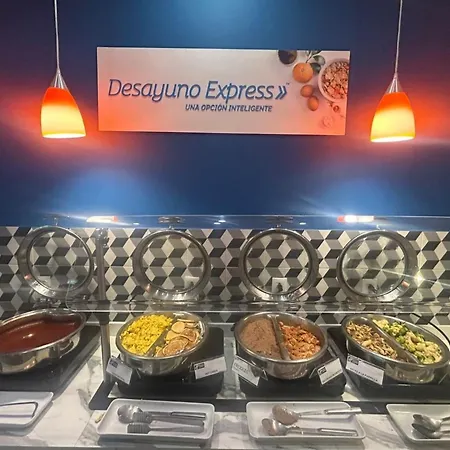 Holiday Inn Express Mexico Aeropuerto By Ihg-3